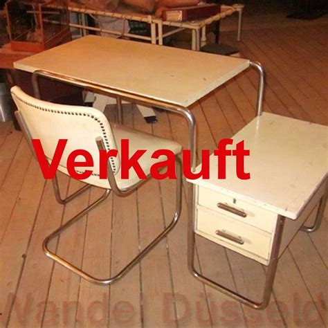 »ein unübertroffenes stück zeitgeschichte« titelt die nordhessische traditionsmarke thonet dieses design. 01430 - Original Marcel Breuer Schreibtisch mit Stuhl ...