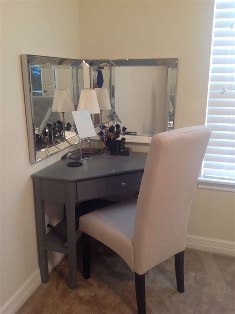 Diy Bedroom Vanity Corner Desk Chair And Desktop Mirror From