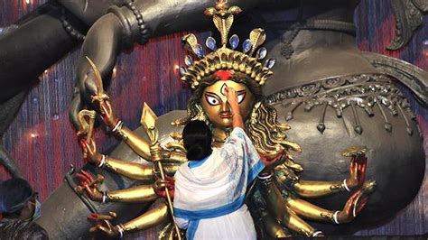 Durga Puja In Kolkata Is Now Unesco Intangible Cultural Heritage The Hindu