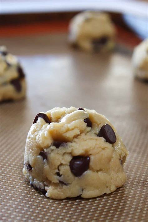 Top 2 Easy Chocolate Chip Cookie Recipes