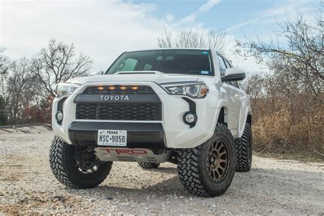 2018 Toyota 4runner Lifted With Fuel Vector Off Road Wheels And Nitto M