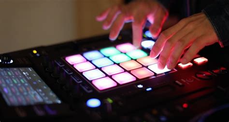 Pioneer DJ DJS Standalone DJ Sampler Review Digital DJ Tips