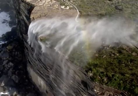 Trippy Reverse Waterfalls Seen Flowing Backwards In Australia Live