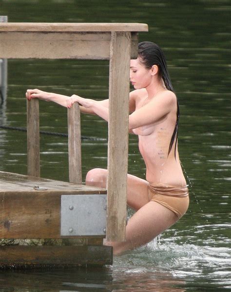 Megan Fox Famous Nipple