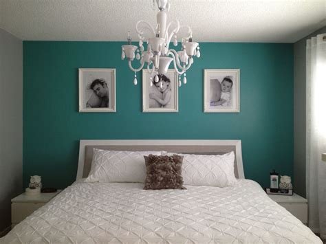 It is even sometimes mistaken for turquoise or cyan. Grey and teal bedroom | What I want for my room! | Pinterest