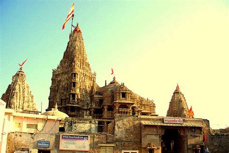 Dwarkadhish Temple Dwarka Times Of India Travel