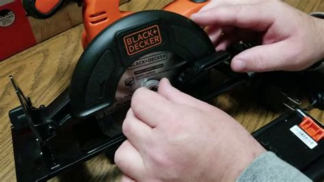 How To Install A Blade On Black And Decker 20 Volt Cordless Circular