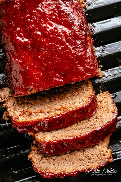 Add the tomato paste and bay leaf. Sauce For Meatloaf With Tomato Paste - Meatloaf with Chili ...