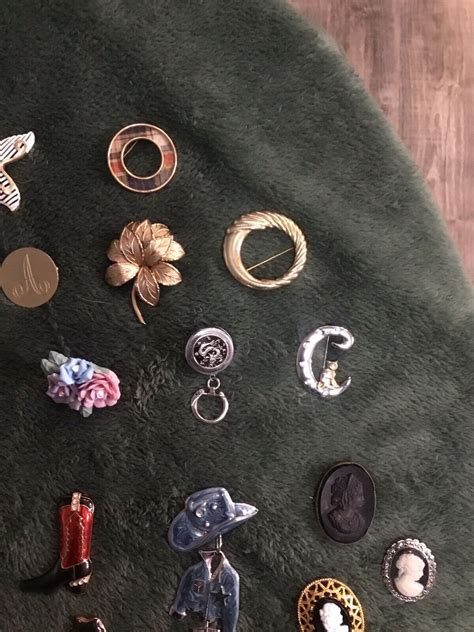 Costume Jewelry Brooches Pins Lot Vintage EBay