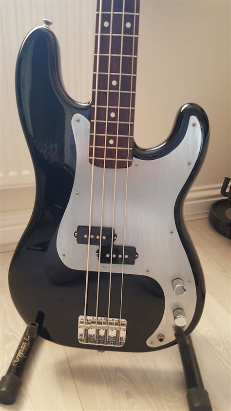 Fender P Bass Black Pickguard Ubicaciondepersonascdmxgobmx