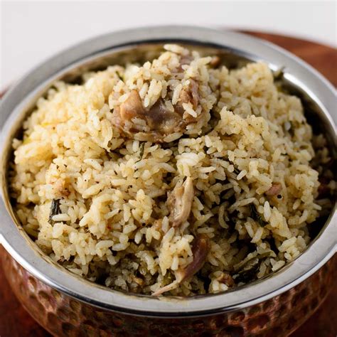 Fry the cashews and onions. Thalapakatti Mutton biryani recipe, Dindigul Thalapakatti ...