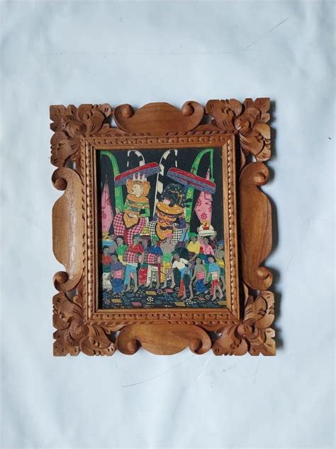 Lukisan Frame Ukiran Kayu Handcrafted Gambar Upacara Bali Desain
