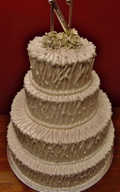100 Buttercream Wedding Cake Decorated Cake By Nancys Cakesdecor