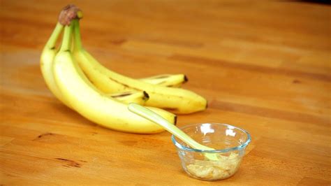 How To Make Banana Puree For Babies Baby Food Youtube