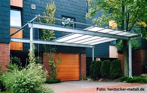 Stahl ist für den privaten einsatz von terrassenüberdachungen viel zu schwer und terrassenüberdachung aus alu sind wir von terrassenwunder bauen bis zu einer tiefe von 4,5m. Metall Carport | Carport-Tipps vom Fachmann