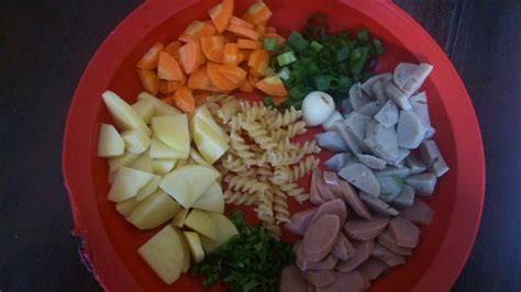Jangan makan indomie terus ya. Resep Masakan Anak Membuat Sup Untuk Anak Bergizi Tinggi - YouTube