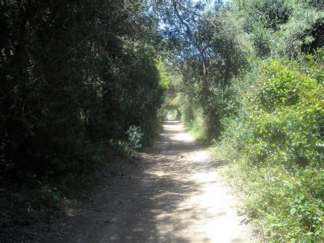 Da una sottile combinazione d'orientalismo tradizionale e da una cultura zen contemporanea, nasce la magia del luogo che sprigiona una delicata sensualitá , un'assoluta serenitá. Baia dei Turchi un paradiso a Ontrato - Italiavai.com