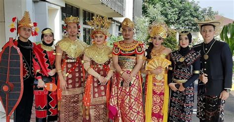 Sanggar Nusantara Dot Com Jakarta Sewa Baju Adat 34 Provinsi