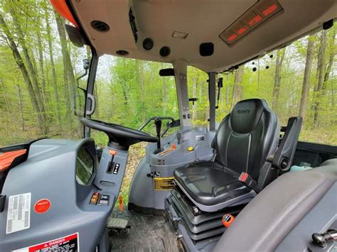 2018 Kubota L3560 Hst Compact Cab Tractor Loader And Back Blade