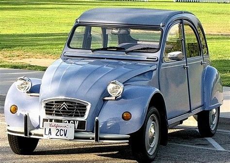 Comprend voiture, logo, symbole, voiture we have 28 free cv vector logos, logo templates and icons. Voiture Citroën 2 CV année 1959, carrosserie décapotable ...