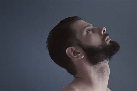 5 Clear Signs a Virgo Man isn't Into You (Has He Lost Interest?)