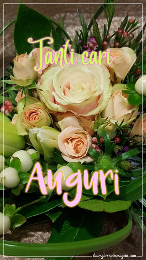 Idee e consigli per scegliere i fiori per compleanno più adatti a seconda delle occasioni. Buon Compleanno Con Fiori / Buon compleanno card con fiori lay piatto Foto stock - Alamy ...