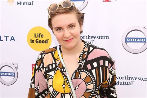 Lena Dunham Leaves Twitter After Receiving Verbal Violence From Trolls London Evening