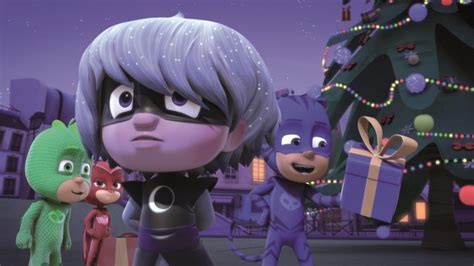 Be A Holiday Superhero This December With Two New Pj Masks Specials