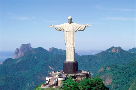 15 Awe Inspiring Photos Of Christ The Redeemer Statue In Rio