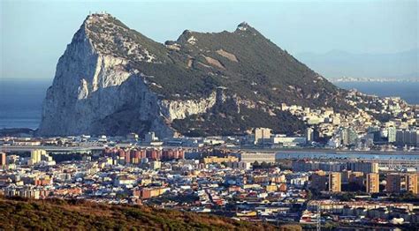 Gibraltar, british overseas territory occupying a narrow peninsula of spain's southern mediterranean coast, northeast of the strait of gibraltar. Property for sale Gibraltar - Houses Sale in Gibraltar