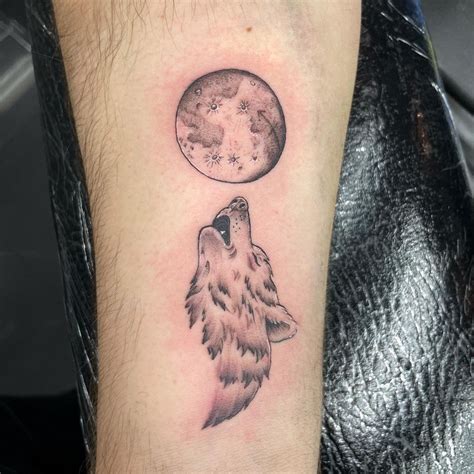 20 Wolf Tattoos Thatll Make You The Talk Of The Town Popxo