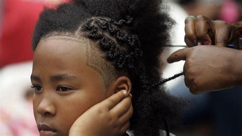 Black Girls Protest High School That Bans Afros And Cornrows As Untidy
