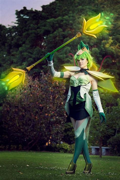 Lux Elementalista Galeria De Cosplay League Of Legends League Of Legends Cosplay Comunidade