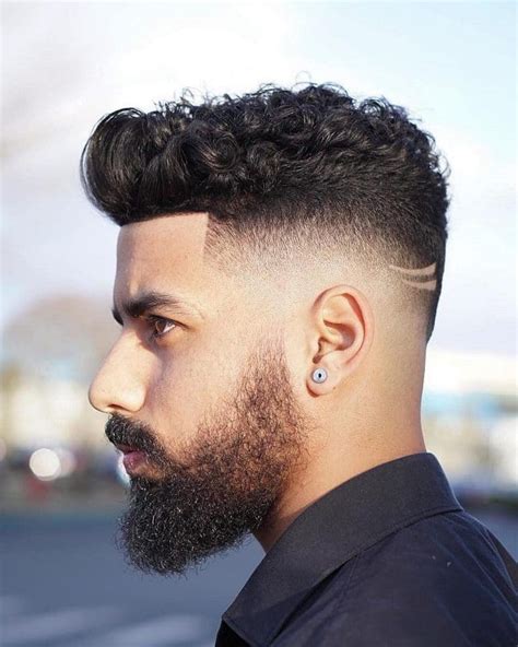 These are 65 of the most popular men's haircuts to make life easier for you. Men's Hairstyles + Haircuts For Men