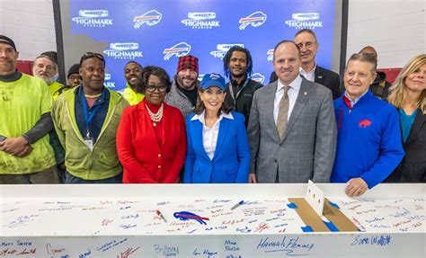 Governor Hochul Buffalo Bills And Erie County Announce New Buffalo
