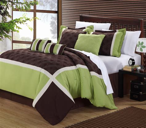 The perfect comforter set is soft, warm, and durable. Green/ Brown Oversized 8-piece Comforter Set ...