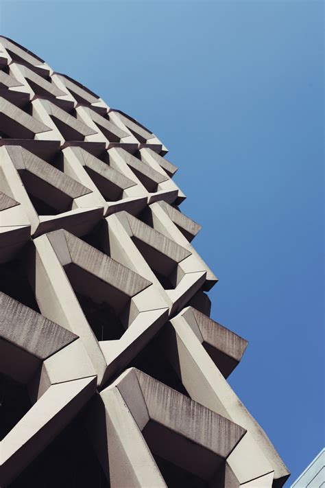 Geometry In Buildings