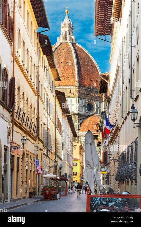 Florence Italy Street Hi Res Stock Photography And Images Alamy