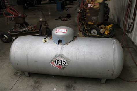 Delta Tank Mfg 250 Gallon Propane Tank