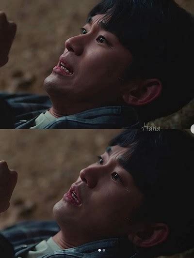 The series tells an unusual romance story between two people who end up healing each other's emotional and psychological wounds. It's Okay to Not Be Okay Episode 6: Kim Soo Hyun Nangis ...