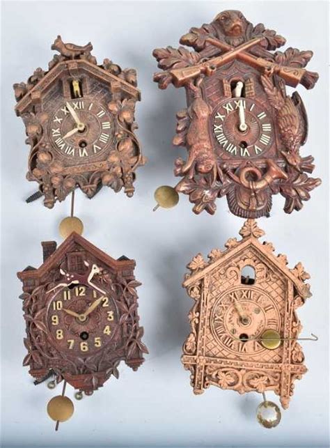 4 Miniature Cuckoo Clocks Lux And Keebler