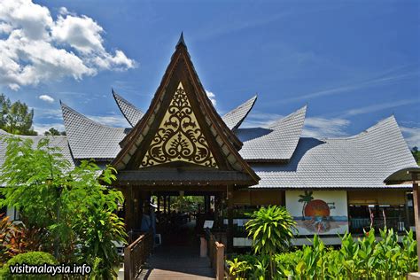 Smk tun fuad stephens, a. Tun Fuad Stephens Park