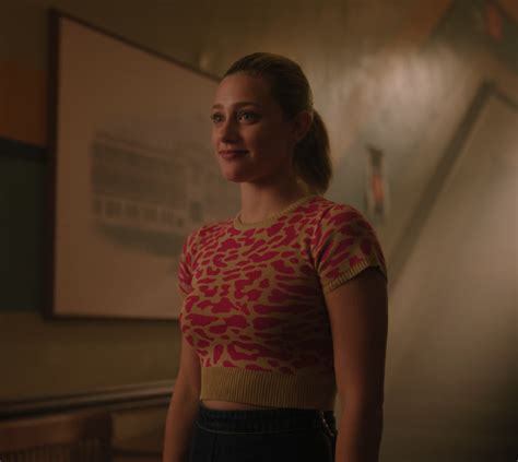 Betty Cooper Outfit Watch 4x02 Chapter Fifty Nine Fast Times At