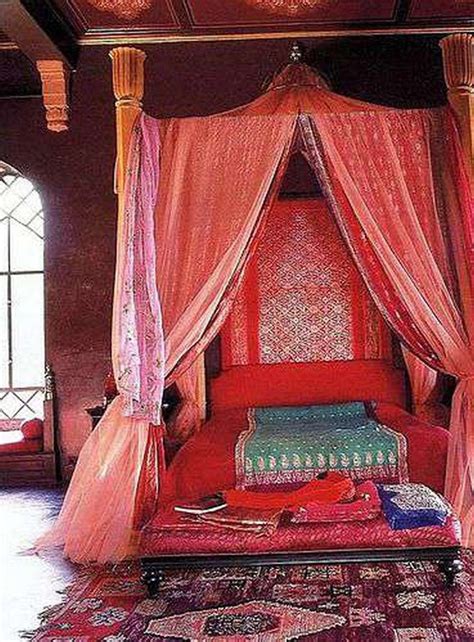 28 Stunning And Luxury Arabian Bedroom Ideas Page 31 Of 37 In 2020