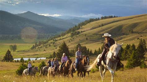 Why One Montana Ranch Makes the Most Dreamy Honeymoon | Montana ranch, Montana honeymoon, Montana