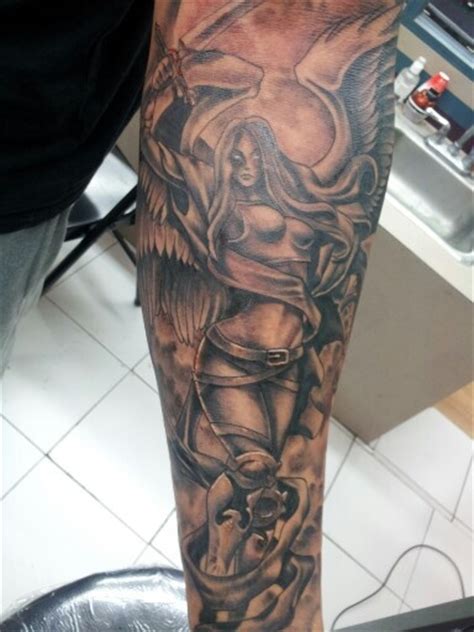 Look no further than master minds tattoo!we pride ourselves in creating custom tattoos designed for you in mind and offering clean piercing procedures. 101 best images about Tattoos by Adrian Flores at All Star ...