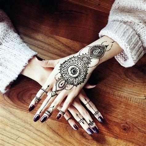 While you can find thousands of henna designs online yet the trick is to make them last longer on your body. 40 Beautiful and Simple Henna Designs for Hands