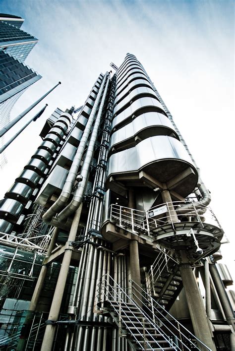 Lifts On Lloyds Building Designed By Architect Richard Rogers City