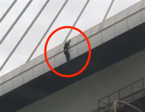 【閲覧注意】橋から川へ飛び降り自殺しようとした男、予想外の結末を迎えてしまう ポッカキット