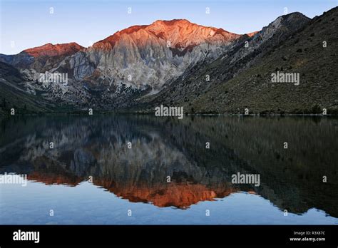 Usa California Sierra Nevada Range Sunrise On Convict Lake Stock